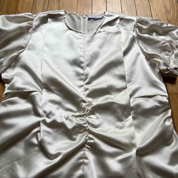 Asos Size 10 Ivory Satin Pleated Ruched Detail Short Puff Sleeve Blouse Top NWT - Picture 2 of 15